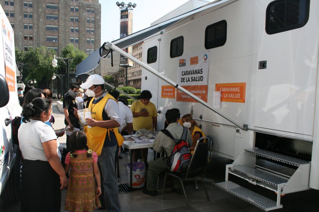 Caravanas de Salud instalados por la Secretaría de Salud de México.